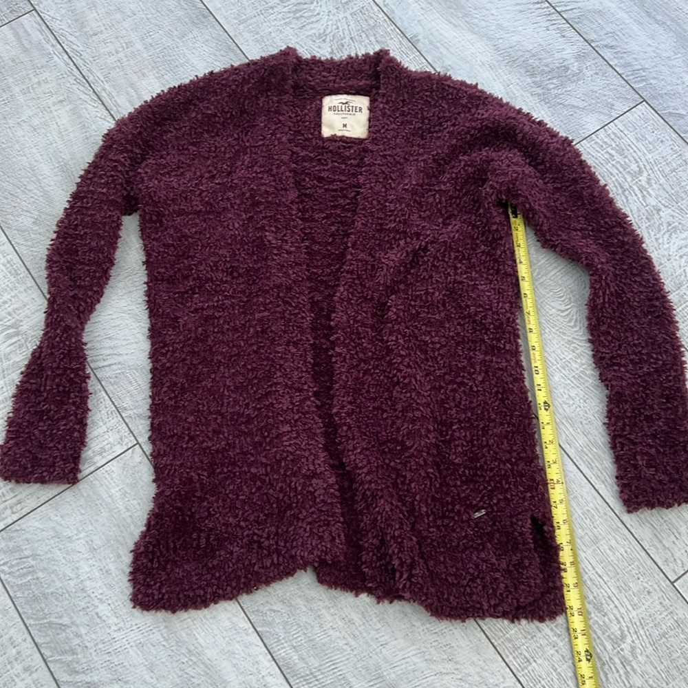 Hollister cardigan